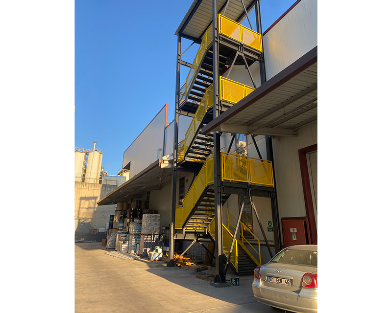 ÖZERŞAH YANGIN MERDİVENİ